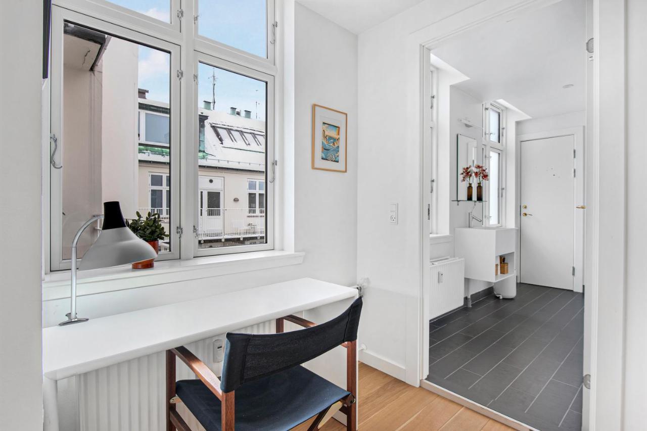 Sanders Monarch - Charming One-Bedroom Apartment With Two Balconies København Eksteriør bilde